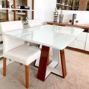 Mesa de Jantar 135x90cm Tampo Vidro/MDF Adriana Dias Castanho Prêmio/Off White